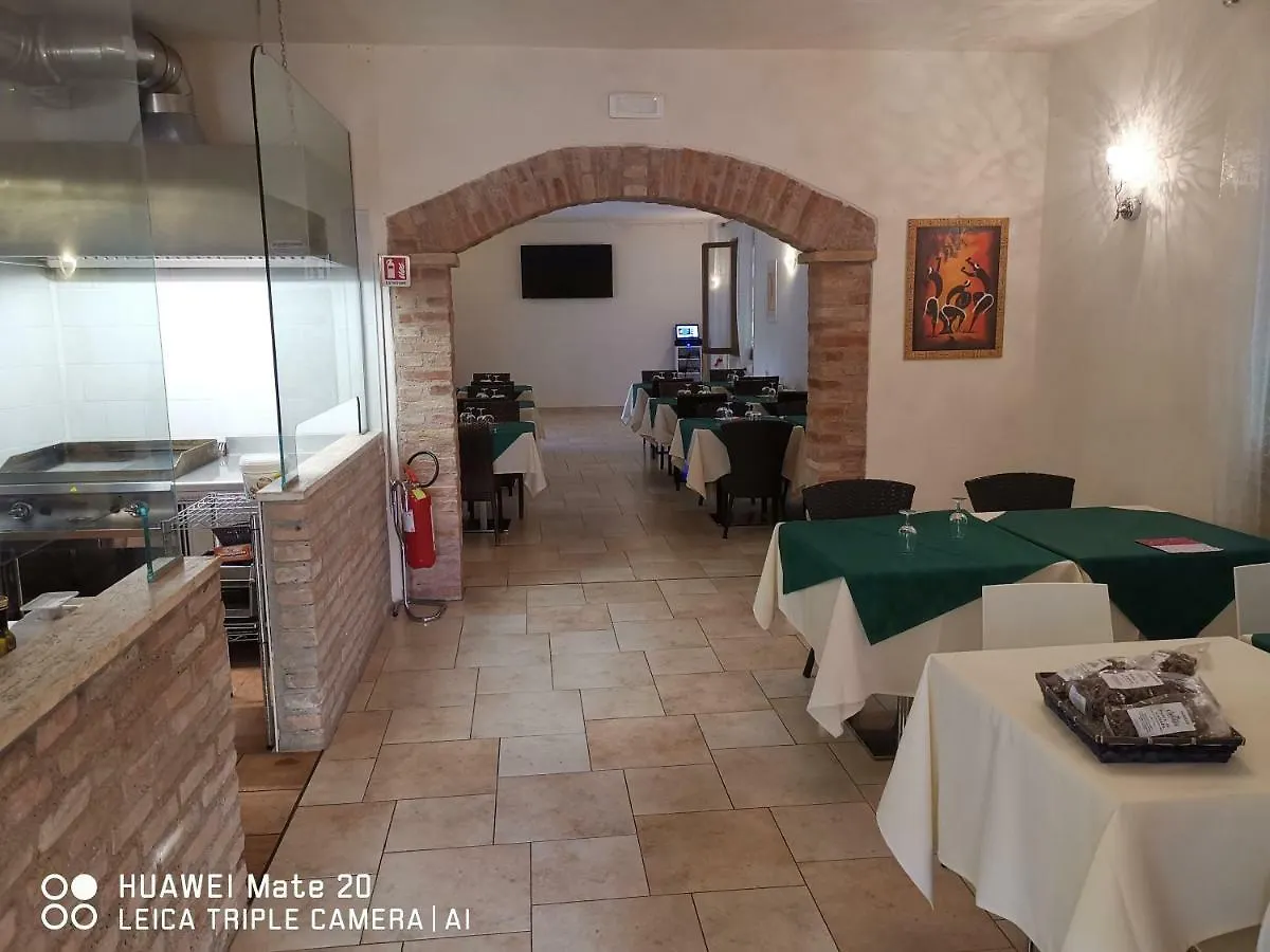 Locanda Hotel-Locanda ZANZARINA D'ORO nel PARCO OGLIO SUD Calvatone Italia